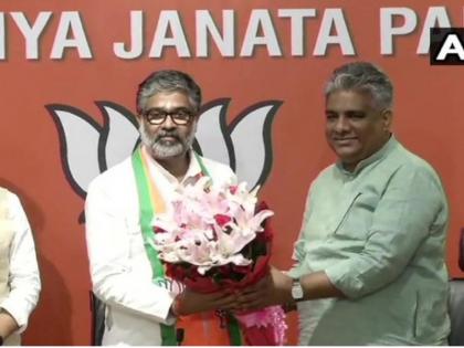 BJP will send Rajya Sabha to Neeraj Shekhar, son of former Prime Minister Chandrashekhar, recently resigned from SP | पूर्व प्रधानमंत्री चंद्रशेखर के पुत्र नीरज शेखर को भाजपा भेजेगी राज्यसभा, हाल ही में सपा से दिया था इस्तीफ़ा BJP will send Rajya Sabha to Neeraj Shekhar, son of former Prime Minister Chandrashekhar, recently resigned from SP | पूर्व प्रधानमंत्री चंद्रशेखर के पुत्र नीरज शेखर को भाजपा भेजेगी राज्यसभा, हाल ही में सपा से दिया था इस्तीफ़ा