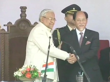 Nagaland Chief minister Neiphiu Rio oath taking ceremony LIVE, here are cabinet | नेफ्यू रियो ने ली नागालैंड के मुख्यमंत्री पद की शपथ, सीतारमण-शाह रहे मौजूद