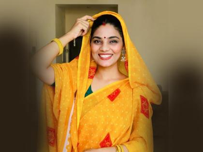 FIR filed against Neha Singh Rathore for making video on Pahalgam attack folk singer said I don't even have money to fight the case | पहलगाम हमले पर वीडियो बनाने पर नेहा राठौर के खिलाफ FIR दर्ज, लोक गायिका ने बताई आपबीती; बोलीं- "केस लड़ने के भी पैसे नहीं"