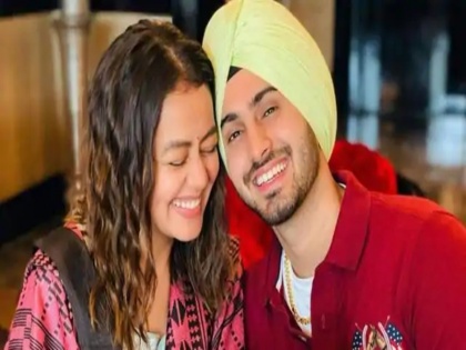 Neha Kakkar shared a video from her room on her honeymoon with husband Rohanpreet Singh goes viral | VIDEO: नेहा कक्कड़ ने हनीमून के दौरान शेयर किया होटल रूम का वीडियो, फैंस से मिल रहे ऐसे रिएक्शन