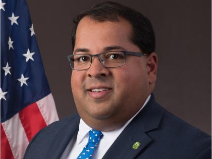 who is neil chatterjee us president donald trump appoints to head energy regulatory commission | भारतीय मूल के नील चटर्जी को डोनाल्ड ट्रंप ने सौंपी बड़ी जिम्मेदारी, जानिए कौन है अमेरिका की FERC के नए चेयरमैन