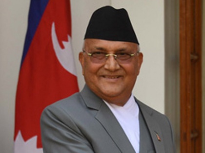 Nepal PM K P Sharma Oli cuts cake with country's map, triggers row | नेपाल के पीएम ओली ने जन्मदिन पर देश के नक्शे वाला केक काटकर विवाद खड़ा किया