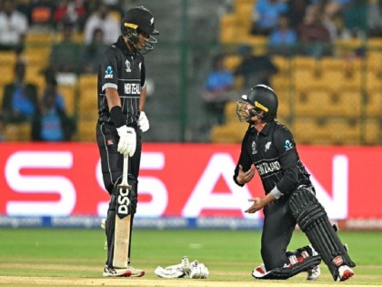 NZ vs SL: New Zealand beats Sri Lanka by 5 wickets, strengthens its chances of going to the CWC 2023 semi-finals | NZ vs SL: न्यूजीलैंड ने श्रीलंका को 5 विकेट से हराया, सेमीफाइनल में जाने की अपनी संभावना को किया प्रबल