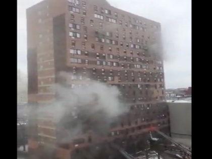 New York City fire 9 children among 19 killed in apartment fire | न्यूयॉर्क में दर्दनाक हादसा, अपार्टमेंट में लगी भीषण आग से 9 बच्चों सहित 19 लोगों की मौत