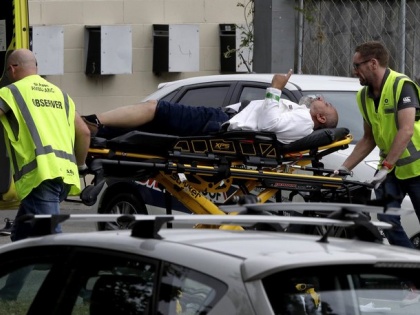 New Zealand: shooting at a Mosque in Christchurch people reactions | न्यूजीलैंडः मस्जिद के अंदर चली अंधाधुन गोलियां, प्रत्यक्षदर्शी ने बताया - चारों तरफ बिखरा था खून