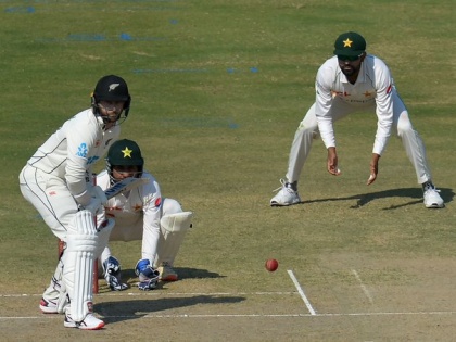 Pakistan vs New Zealand, 2nd Test 2023 NZ 309-6 Devon Conway 122 runs 191 balls New Zealand team lost 4 wickets 45 runs Pakistan make good comeback | Pakistan vs New Zealand 2023: डेवोन का शतक, 45 रन के अंदर न्यूजीलैंड टीम के गिरे 4 विकेट, खेल खत्म होने तक 6 विकेट पर 309 रन