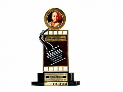 history of 20 january first time dada saheb phalke award given for cinematographer know today's history | आज ही के दिन पहली बार सिनेमेटोग्राफर को मिला दादा साहब फाल्के पुरस्कार, जानिए 20 जनवरी के इतिहास में क्या-क्या है दर्ज 