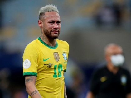 FIFA World Cup Qatar 2022 Neymar Jr 77 international goals joins Pele top Brazil's goalscoring crying sitting midfield see video | FIFA World Cup Qatar 2022: पेले के 77 गोल रिकॉर्ड की बराबरी, मिडफील्ड में बैठकर रोने लगे नेमार, देखें वीडियो