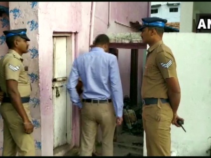 Tamil Nadu: NIA raids underway at 5 locations in Coimbatore, Laptops, mobile phones, SIM cards, & pen-drives seized | तमिलनाडुः कोयंबटूर में पांच स्थानों पर NIA की छापेमारी, लैपटॉप और पेन ड्राइव समेत कई संवेदनशील सामग्री जब्त
