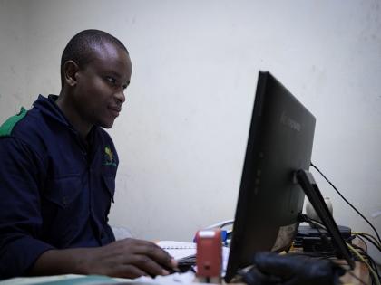 Night shift workers can be forgetful There may be an impact on their behavior revealed in the research | नाइट शिफ्ट करने वाले हो सकते है भुल्लक्कड़! बिहेवियर भी हो सकता है प्रभावित, शोध में हुआ खुलासा