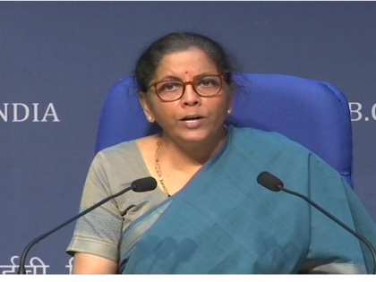 Economic Package: Nirmala Sitharaman announces last tranche, read all key point, coronavirus | आर्थिक पैकेजः वित्त मंत्री निर्मला सीतारमण ने की आखिरी प्रेस कॉन्फ्रेंस, जानिए शुरू से लेकर अब तक किस-किस पर किया फोकस?