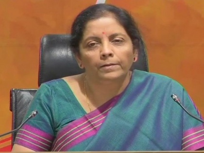 Live: Finance Minister Nirmala Sitharaman PC over Economic package live upadate in hindi | वित्त मंत्री निर्मला सीतारमण ने कहा-30 करोड़ लोगों के खाते में सीधे पैसे पहुंचाए