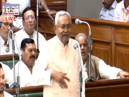 CM Nitish Kumar's Controversial Remark in Bihar Assembly Sparks Debate | WATCH: विधानसभा के पटल पर ये क्या बोल गए नीतीश कुमार! यूजर ने कहा- विधानसभा को पूरा पोर्न सभा बना दिया