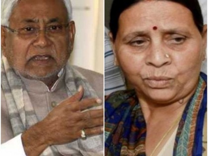 lok sabha elections 2019: Nitish kumar says over sadhvi pragya's nathuram godse statement, Rabri devi mocks him back | गोडसे-गांधी विवाद: प्रज्ञा ठाकुर पर भड़के नीतीश कुमार, राबड़ी देवी ने किया पलटवार