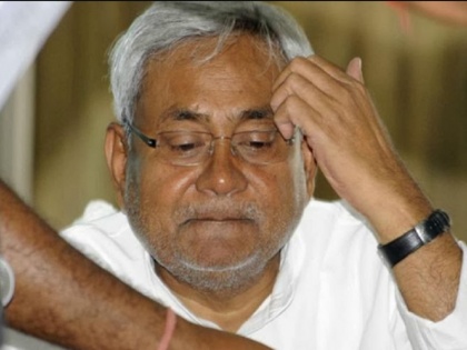 CM Nitish Kumar said the accident in Bihar is tragic, while appealing, say - do not travel in secret, on foot and through trucks | बिहार में हुए दुर्घटना को CM नीतीश कुमार ने बताया दुखद, अपील करते हुए कहा-छुपकर, पैदल और ट्रकों के जरिए ना करें आवाजाही