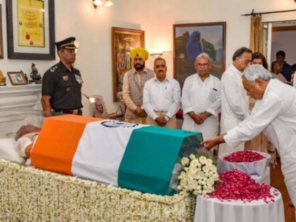 Atal Bihari Vajpayee to be given state funeral: Know the meaning of state honours | अटल बिहारी वाजपेयी: जानिए क्या होता है राजकीय सम्मान के साथ अंतिम संस्कार का कार्यक्रम