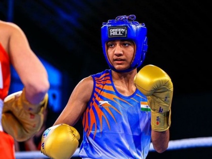 Commonwealth Games 2022 Indian Boxer Nitu Ganghas wins gold women's minimum weight category England Resjatan Demi Jade 5-0 | Commonwealth Games 2022: मुक्केबाज नीतू गंघास ने किया धमाल, इंग्लैंड की रेश्जटान डेमी जेड को 5-0 से हराकर स्वर्ण पदक जीता