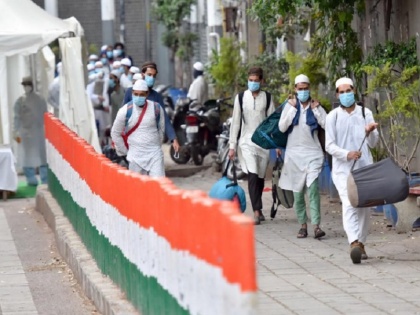 24 people involved in Nizamuddin's merciless Jamaat infected with Korana virus, about 300 foreigners involved in Jamaat may be banned | Top afternoon News: निजामुद्दीन के मरकज जमात में शामिल 24 लोग कोराना वायरस से संक्रमित, जमात में शामिल करीब 300 विदेशी पर लग सकता है प्रतिबंध