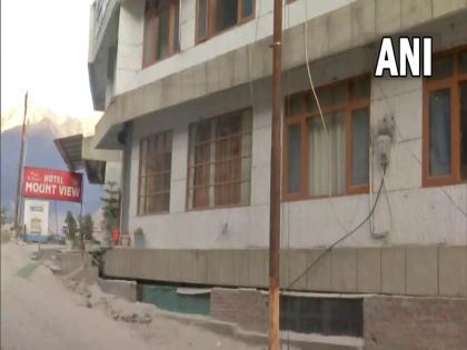 Joshimath More cracked hotels and houses will be demolished today evacuated unsafe zones areas | Joshimath: अधिक दरार पड़े होटलों और मकानों को आज गिराया जाएगा, असुरक्षित जोन घोषित क्षेत्रों को खाली कराया गया