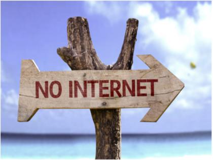 Kashmir Valley: No internet, IT hub, job crisis, Article 370, IT hubs in the Valley is struggling for survival | जम्मू-कश्मीरः घाटी में इंटरनेट पर बैन से मंडराया सैकड़ों युवाओं की नौकरी पर खतरा, IT हब बंद होने के कगार पर!