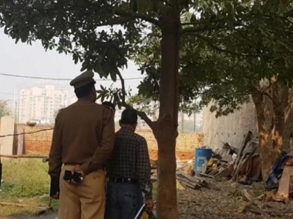 Encounter between police and miscreants in Noida, both miscreants injured, looting and theft have gone to many cases in jail | नोएडा में पुलिस और बदमाशों के बीच मुठभेड़, दोनों बदमाश घायल, लूटपाट और चोरी के कई मामलों में जा चुके हैं जेल