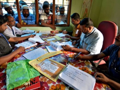 NRC: 200 additional Foreigners' Tribunals in 33 Assam districts, says state government | NRC विवाद: असम में 200 अतिरिक्त विदेशी नागरिक न्यायाधिकरण बनेंगे, 19 लाख लोगों का लिस्ट में नाम नहीं