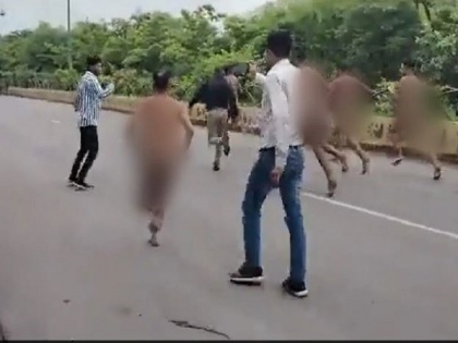 Men Stage Nude Protest In Chhattisgarh's Raipur Over Fake Caste Certificates | फर्जी जाति प्रमाण पत्र को लेकर छत्तीसगढ़ के रायपुर में पुरुषों ने नग्न होकर किया विरोध प्रदर्शन