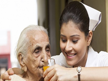 International Nurses Day 2020: significance, importance, Theme, Happy Nurse Day theme SMS, Wishes, Images, Quotes, Shayri in Hindi, Facebook and Whats app Messages in Hindi | Happy Nurses Day 2020: मौत की परवाह किये बिना कोरोना से लड़ रही नर्सों को ये खास SMS, Quotes, Messages, Images भेजकर कहें शुक्रिया