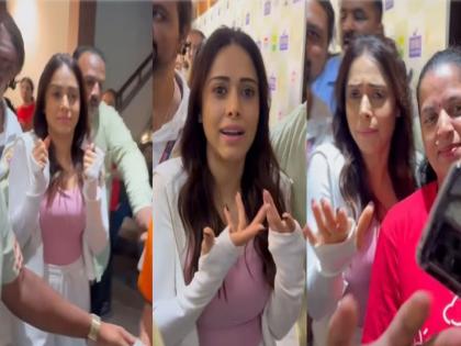 VIDEO: Nusrat Bharucha surrounded by fans at International Yoga Day event, actress kept saying where are my people? | VIDEO: अंतर्राष्ट्रीय योग दिवस कार्यक्रम में नुसरत भरुचा को प्रशंसकों ने घेरा, एक्ट्रेस हुईं परेशान, कहती रहीं 'मेरे लोग कहां हैं'? VIDEO: Nusrat Bharucha surrounded by fans at International Yoga Day event, actress kept saying where are my people? | VIDEO: अंतर्राष्ट्रीय योग दिवस कार्यक्रम में नुसरत भरुचा को प्रशंसकों ने घेरा, एक्ट्रेस हुईं परेशान, कहती रहीं 'मेरे लोग कहां हैं'?