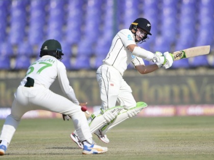 Pakistan vs New Zealand 2022 PAK 438 NZ 165 Devon Conway completed 1000 runs in 19 innings Karachi pitch broke record | Pakistan vs New Zealand 2022: कराची पिच पर रनों की बारिश, पाक के 438 रन के जवाब में न्यूजीलैंड ने किया हमला, कोंवे ने 19 पारी में 1000 रन पूरे किए