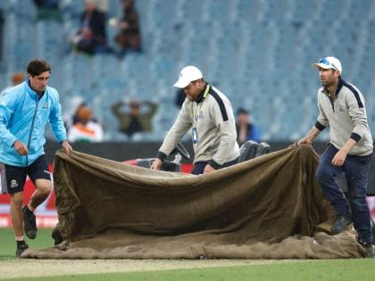 ICC T20 World Cup 2022 New Zealand vs Afghanistan Match abandoned without ball being bowled due rain 1-1 points, Kiwi team 3 points number one  | टी20 विश्व कप 2022: बारिश के कारण बिना गेंद फेंके मैच रद्द, न्यूजीलैंड और अफगानिस्तान ने अंक बांटे, कीवी टीम 3 अंक लेकर प्वाइंट टेबल में नंबर एक 
