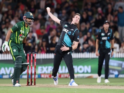 NZ vs PAK, 2nd T20I: New Zealand beats Pakistan by 21 runs, Adam Milne takes 4 wickets | NZ vs PAK, 2nd T20I: न्यूजीलैंड ने पाकिस्तान को 21 रन से हराया, एडम मिल्ने ने झटके 4 विकेट