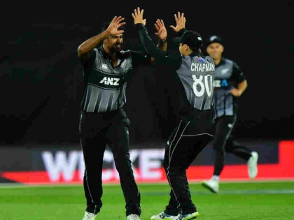 New Zealand beat England by 12 Runs in t20 tri-series | चमका केन विलियम्सन का बल्ला, न्यूजीलैंड ने टी20 ट्राई सीरीज में इंग्लैंड को 12 रन से हराया