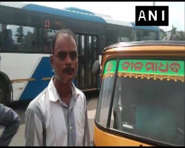 Bhubaneswar: auto-rickshaw driver fined Rs 47,500 for drunk driving&not carrying required documents in odisha | ओडिशा: ऑटो-रिक्शा ड्राइवर ने किया यातायात नियमों का उल्लंघन, भरना पड़ेगा 47,500 रुपये का जुर्माना