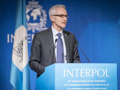 Interpol Secretary-General Jurgen Stock meets Union Home Secretary Bhalla, discusses pending red corner notice | इंटरपोल के महासचिव जुर्गेन स्टॉक ने केंद्रीय गृह सचिव भल्ला से की मुलाकात, लंबित रेड कॉर्नर नोटिस पर चर्चा Interpol Secretary-General Jurgen Stock meets Union Home Secretary Bhalla, discusses pending red corner notice | इंटरपोल के महासचिव जुर्गेन स्टॉक ने केंद्रीय गृह सचिव भल्ला से की मुलाकात, लंबित रेड कॉर्नर नोटिस पर चर्चा