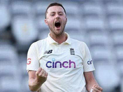 IND vs ENG fast bowler Ollie Robinson Captain Virat Kohli get caught in the trap worked on this plan and wickets | IND vs ENG: इंग्लैंड के तेज गेंदबाज ओली रॉबिन्सन के जाल में कैसे फंसे कप्तान विराट कोहली, कहा- इस योजना पर किया काम और विकेट