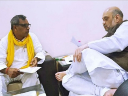 Uttar Pradesh BJP Suheldev Bharatiya Samaj Party OP Rajbhar will join Yogi government aims win all 80 Lok Sabha seats | उत्तर प्रदेशः भाजपा और सुभासपा का विलय जल्द!, योगी सरकार में शामिल होंगे ओपी राजभर, सभी 80 लोकसभा सीटों को जीतने का लक्ष्य