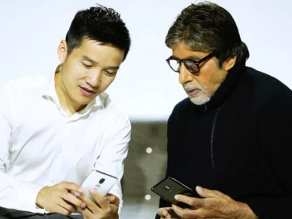 Amitabh Bachchan leaks OnePlus 6 images ahead of India launch on May 17 | अमिताभ बच्चन के हाथ में दिखा OnePlus 6, तस्वीरें आई सामने, जानें इसके खास फीचर्स