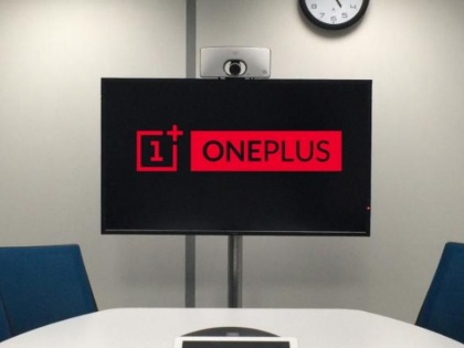 OnePlus will soon Announce Smart TV, Here you need to Know Price detail and features, latest technology news today | स्मार्टफोन के बाद OnePlus ला रहा है Smart TV, ये हो सकती है कीमत