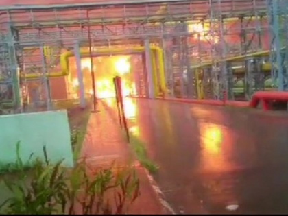 Maharashtra: Fire breaks out at a cold storage at Oil and ONGC plant in Uran, Navi Mumbai, atleast 7 died | नवी मुंबई के ONGC प्लांट में भीषण आग, 7 लोगों की मौत