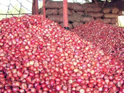 Central government action onions potato-tomato prices nasik mumbai delhi stock meeting | प्याज की जमाखोरी को लेकर सरकार एक्शन की तैयारी में, आलू-टमाटर के दाम भी दिखा रहे आंख, देखिए लिस्ट