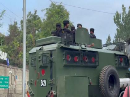 Jammu-Kashmir Encounter between army and terrorists continues in Kulgam 2 soldiers martyred Operation Akhal going on for 9 days | Jammu-Kashmir: कुलगाम में सेना और आतंकियों के बीच मुठभेड़ जारी, 2 जवान शहीद; 9 दिनों से चल रहा 'ऑपरेशन अकाल' Jammu-Kashmir Encounter between army and terrorists continues in Kulgam 2 soldiers martyred Operation Akhal going on for 9 days | Jammu-Kashmir: कुलगाम में सेना और आतंकियों के बीच मुठभेड़ जारी, 2 जवान शहीद; 9 दिनों से चल रहा 'ऑपरेशन अकाल'