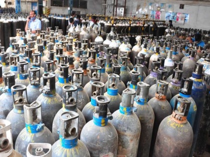 Maharashtra demands Center to increase oxygen quota | महाराष्ट्र सरकार ने केंद्र को लिखा पत्र, मेडिकल ऑक्सीजन का आवंटन बढ़ाने की मांग
