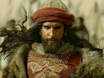 ranveer singh on padmaavat takes courage to helm film of such sanjay leela bhansali | 'पद्मावत' पर रणवीर का बड़ा बयान, कहा- ऐसी फिल्म बनाने के लिए साहस चाहिए