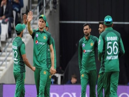 World Cup 2019: Pakistan have made strides but fielding a 'real worry' - Mickey Arthur | World Cup 2019: पाकिस्तानी कोच मिकी ऑर्थर ने स्वीकारा, बोले- टीम की फील्डिंग बहुत ही निराशाजनक