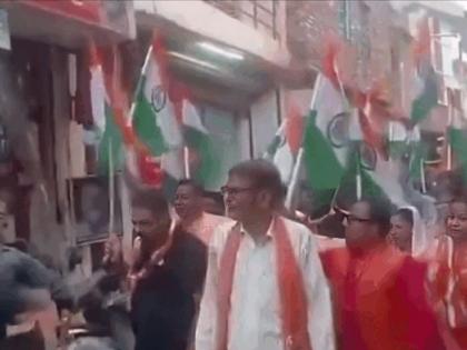 Agra Slogans Pakistan Zindabad in Tiranga Yatra many videos social media, case registered see watch uttar pradesh police | आगराः तिरंगा यात्रा में पाकिस्तान जिंदाबाद के नारे?, सोशल मीडिया पर कई वीडियो, केस दर्ज Agra Slogans Pakistan Zindabad in Tiranga Yatra many videos social media, case registered see watch uttar pradesh police | आगराः तिरंगा यात्रा में पाकिस्तान जिंदाबाद के नारे?, सोशल मीडिया पर कई वीडियो, केस दर्ज