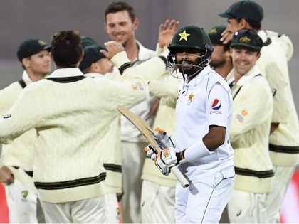 Aus vs Pak, 2nd Test: Pakistan fight to avoid innings defeat against Australia | Aus vs Pak: पाकिस्तान पर लगातार दूसरी बार पारी की हार का खतरा, मैच के चौथे दिन ऑस्ट्रेलिया को चाहिए 7 विकेट