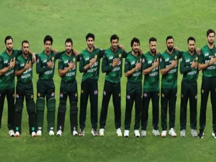 Pakistan embarrassed moments before start of Asia Cup match vs India; DJ plays 'Jalebi Baby' instead of National Anthem | IND vs PAK: मैच शुरू होने से पहले पाकिस्तान की हुई फजीहत, जब डीजे ने राष्ट्रगान की जगह बजाया 'जलेबी बेबी' | Video