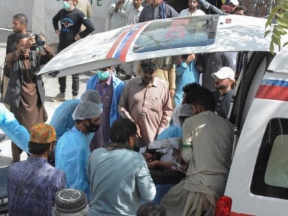 Pakistan blasts Live Updates At least 56 killed 62 injured in ‘suicide’ attacks in Balochistan and Khyber Pakthunkhwa see video | Pakistan blasts Updates: बलूचिस्तान मस्जिद के निकट आत्मघाती हमलावरों ने खुद को विस्फोट से उड़ाया, 56 लोगों की मौत और 62 घायल, बचाव तेज, देखें वीडियो