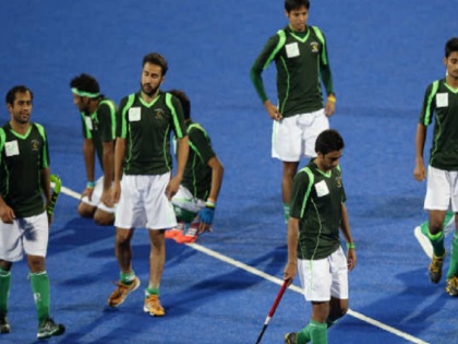 Hockey WC: One-Match Ban For Pak Vice-Captain Ahmad and captain Rizwan ruled out after injury | पाक हॉकी टीम को दोहरा झटका, कप्तान रिजवान चोटिल, उपकप्तान पर एक मैच का प्रतिबंध